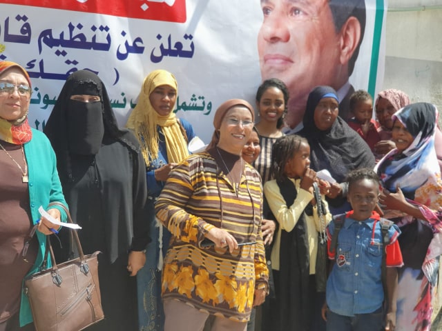 قافلة طبية  بحدائق الاهرام لعلاج الاهالي بالمجان.. صور