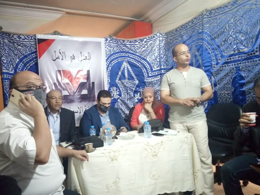 قيادات حزب العدل يفتتحون مقر الإسماعيلية ويشيدون بضبط الإخواني الهارب محمود عزت.صور