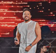 محمد حماقى يحتفل بالبومه الجديد 