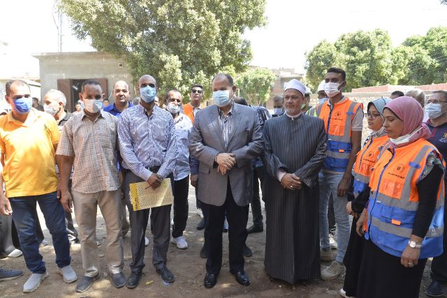 محافظ أسيوط يتفقد أعمال تطوير مركز شباب مجريس فى مركز صدفا.. بالصور