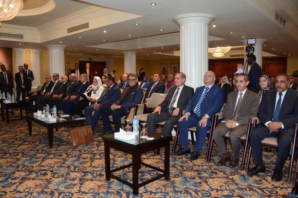 مشاركة قوية لمنتجات مطروح بمعرض ايادي مصر للحرف اليدوية 