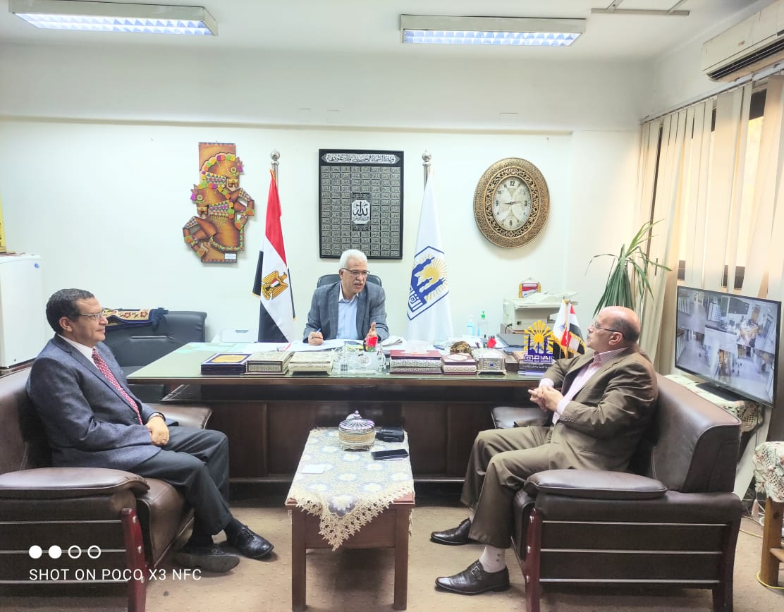 جانب من الاجتماع 