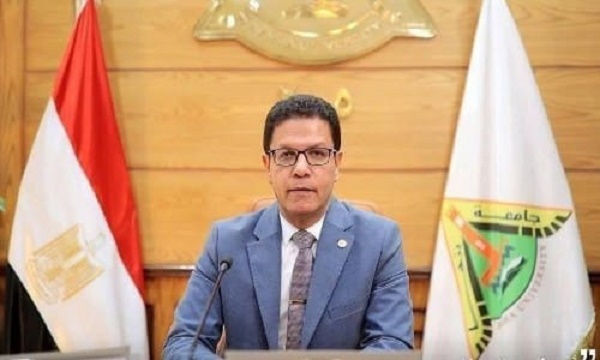 رئيس جامعة بنها يعلن افتتاح أقسام علمية جديدة بكلية الآداب