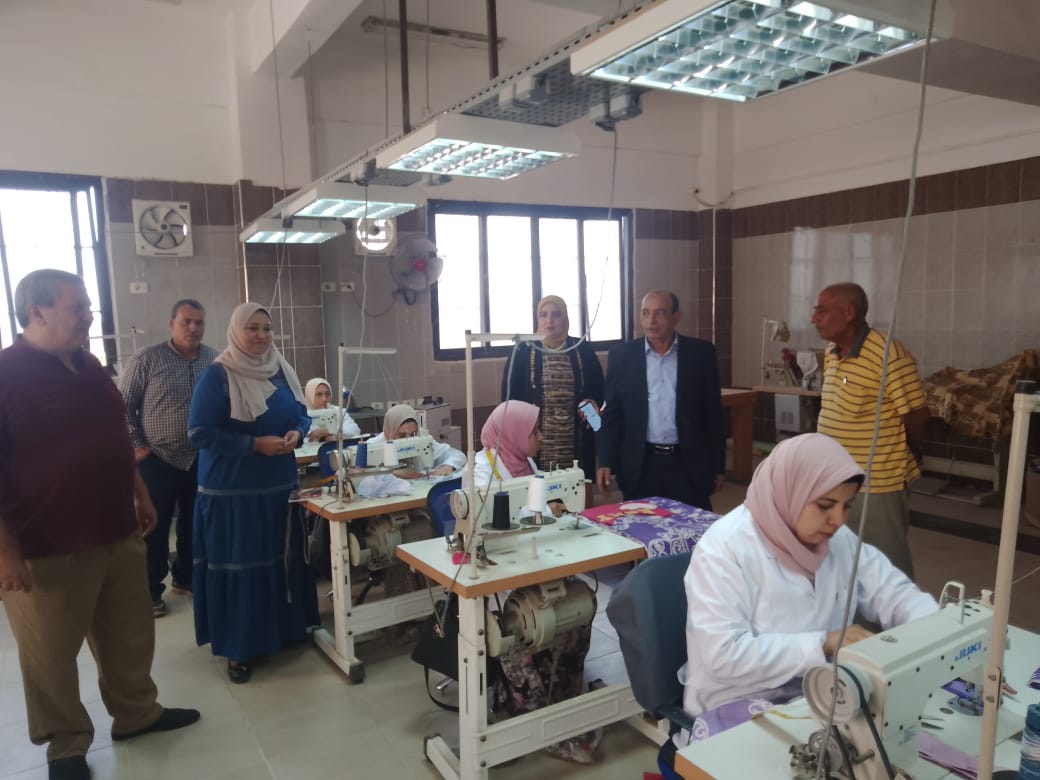 القوى العاملة:انتهاء 4برامج تدريبية على مهن يحتاجها سوق العمل بالبحير