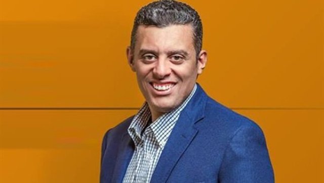 الدكتور محمد منظور 