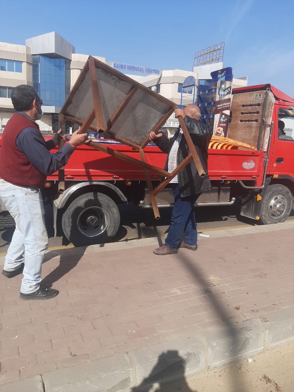 جهاز مدينة ٦ أكتوير ينفذ حملة مكبرة لضبط المخالفات وإزالة التعديات