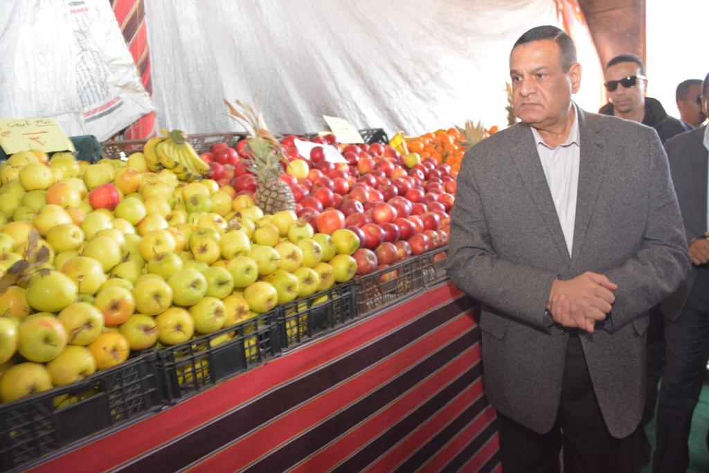 امنة وشعيب يتفقدان معرض أهلاً رمضان بمطروح 