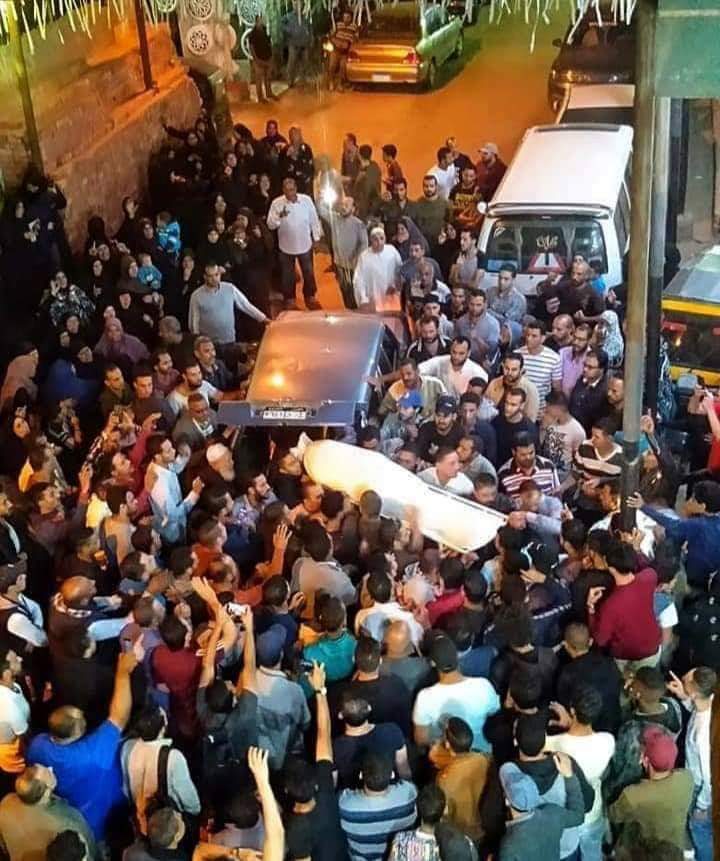 تشييع جثمان شهيد التذكرة في مسقط رأسه بشبرا الخيمة 
