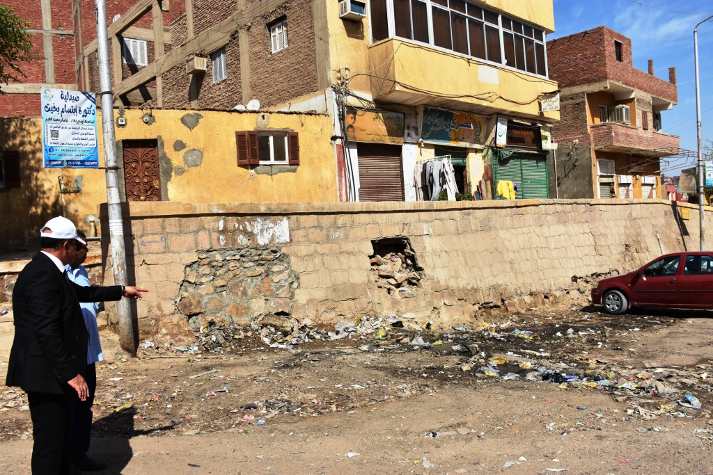 جولة مفاجئة بعدد من الشوارع والمناطق السكنية لمتابعة مستوى النظافة 