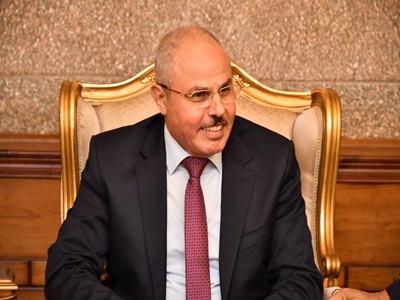 الدكتور ناصر مندور رئيس جامعة قناة السويس 