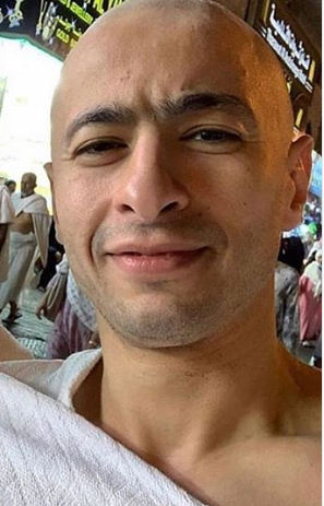 لهذا السبب... حمادة هلال يحلق شعره على الزيرو بدون تردد .. صور