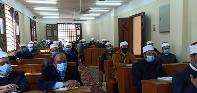 صفحة الإمام الشخصية كمنبره لا ينبغي أن تنفك عن الواجبات التي ينبغي أن يتحلى بها 