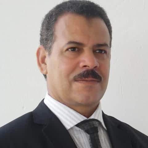 الدكتور عبد العزيز طنطاوي- رئيس جامعة الوادي الجديد