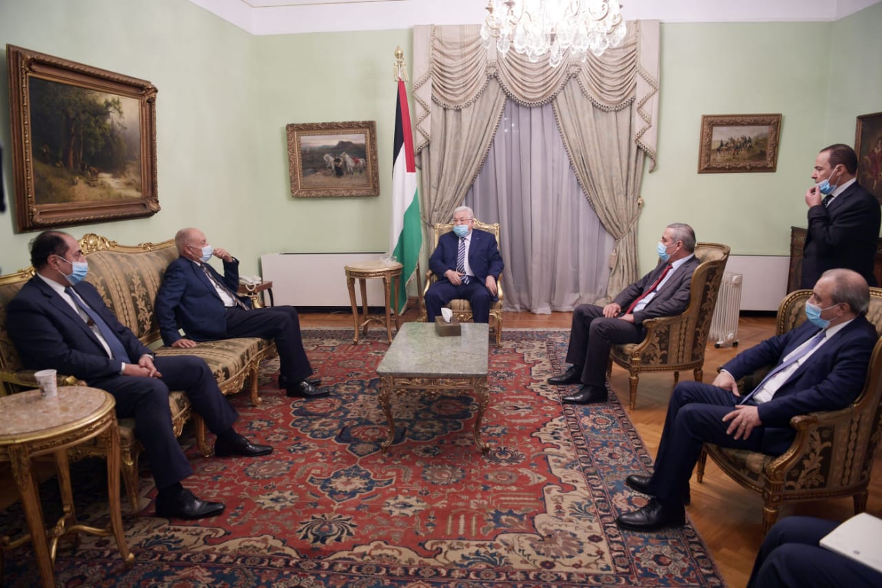 جانب من اللقاء