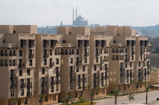 مساعد وزيرالإسكان يتفقد سير العمل بمشروع تطوير