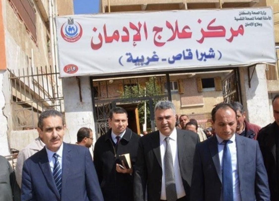  ١٦٤ ماكينة غسيل ب٢٣ مليون جنيه و٤ مليون لقاح و١٠أجهزة تنفس صناعى-صور