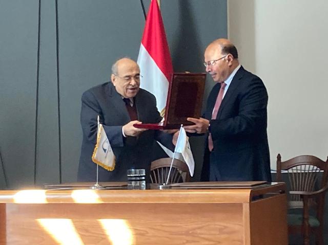 مكتبة الإسكندرية توقع بروتوكول تعاون مع مدينة الفنون والثقافة بالعاصمة الإدارية الجديدة 