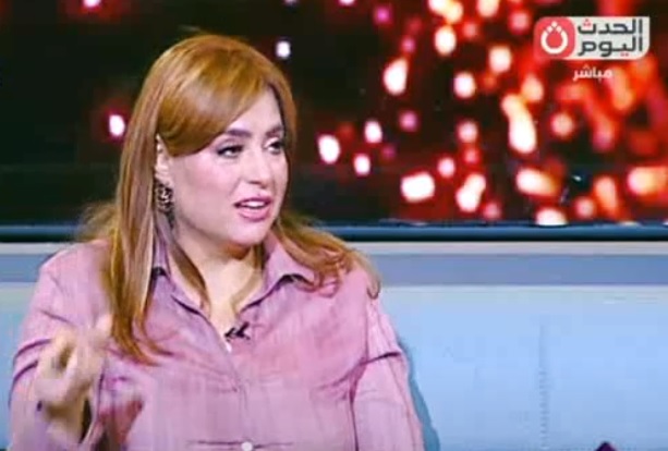 الفنانة وفاء مكي