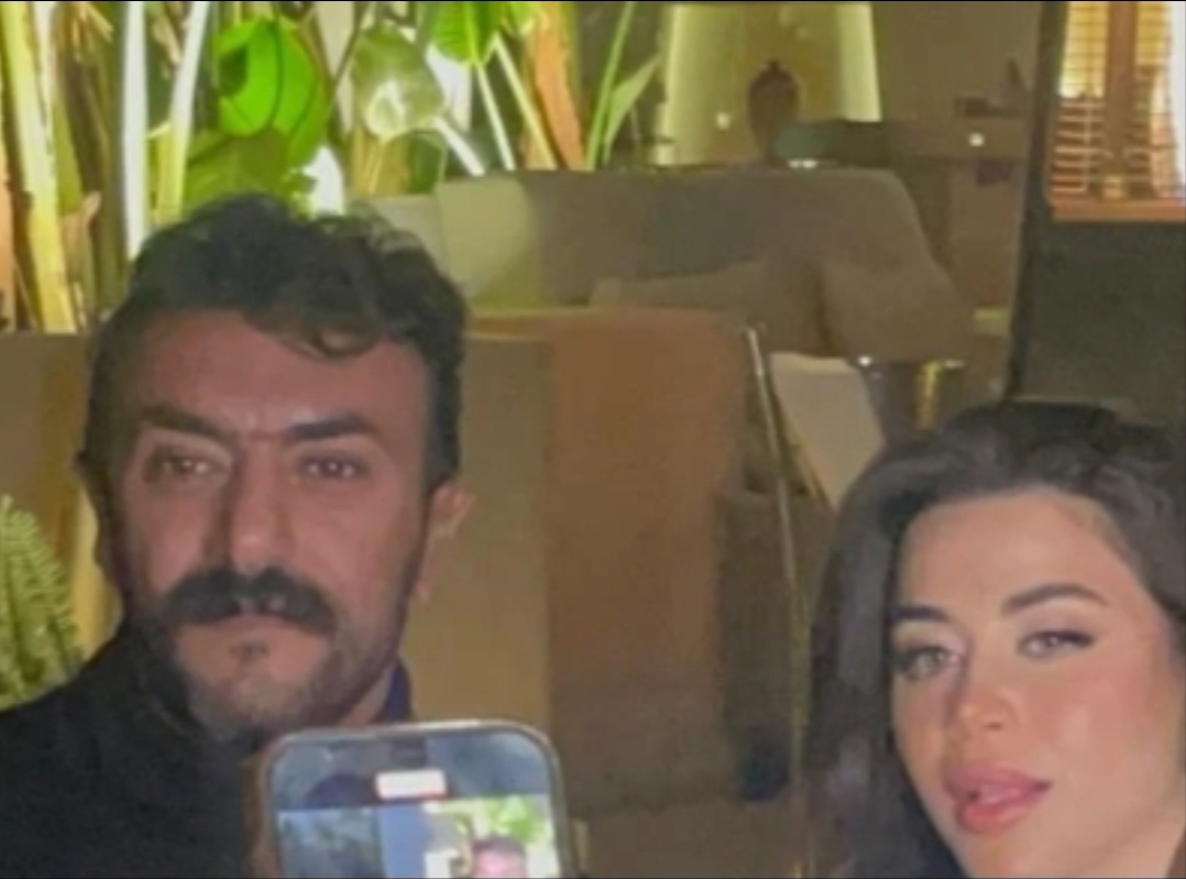 أحمد العوضي ويارا السكري 