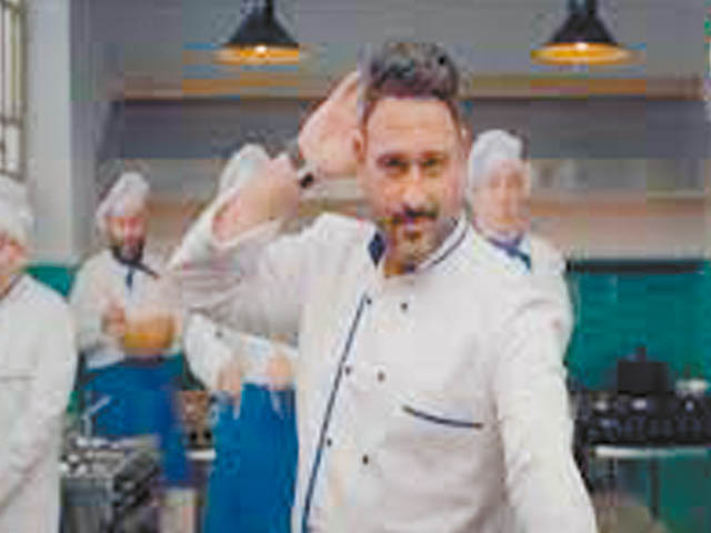 نجوم.. غابوا درامياً.. وظهروا إعلانياً 