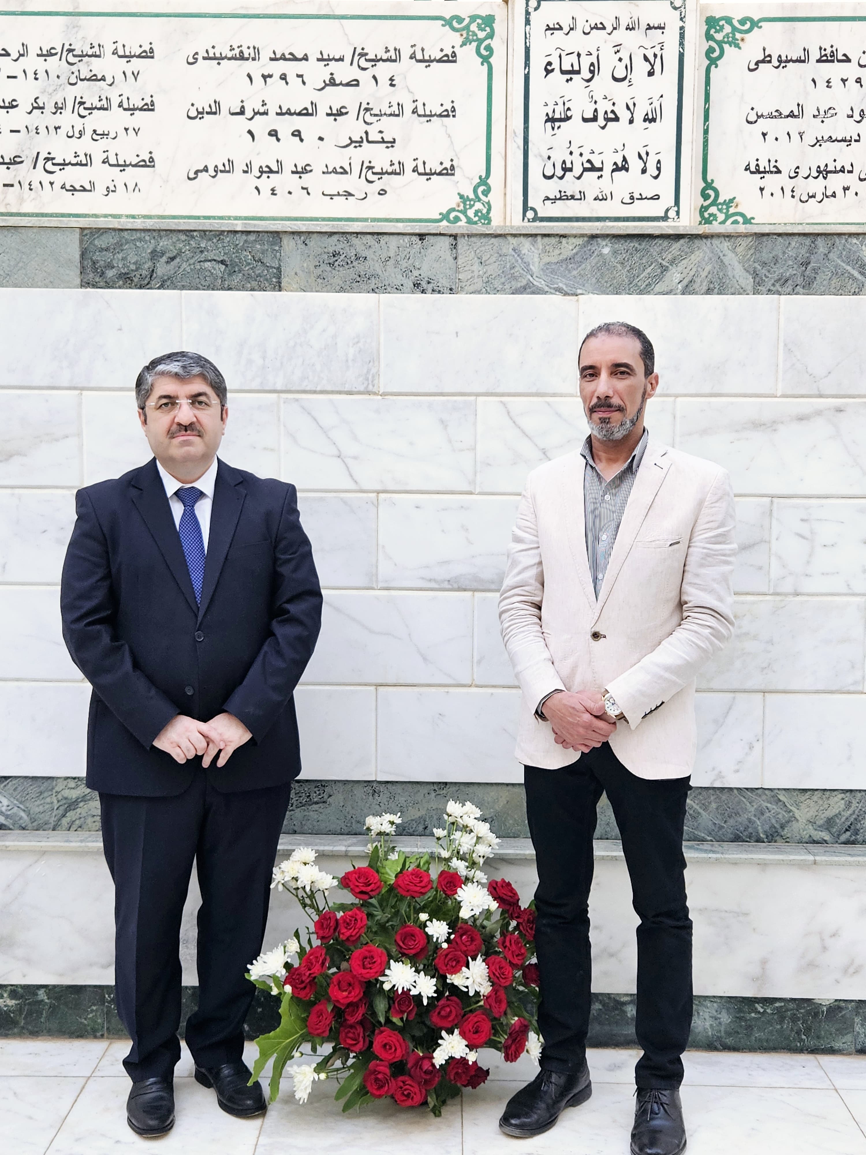 شيخ المداحين سيد النقشبندي جده من أذربيجان 