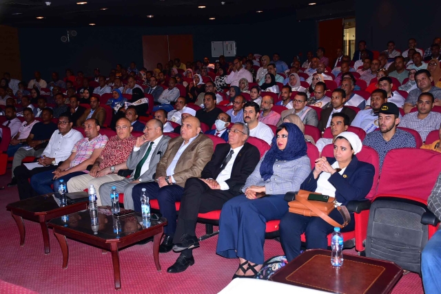 بدء تدريب 235 موظف في دورة الدراسات الاستراتيجية والامن القومي بالأقصر