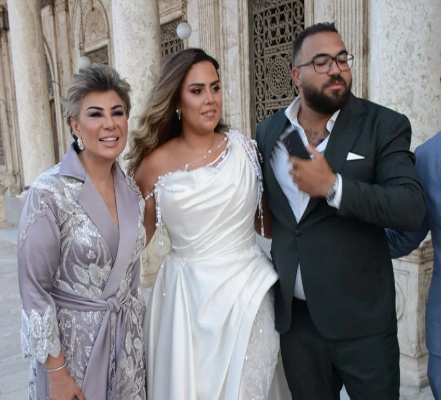 مفيدة شيحة وابنتها وزوجها 