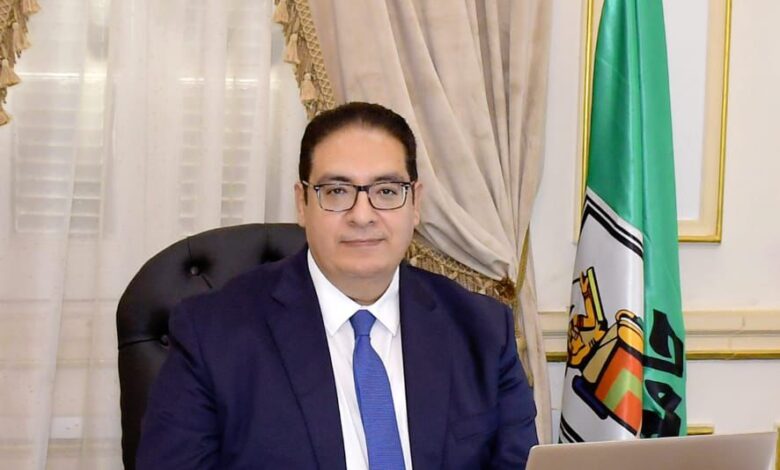 الأستاذ الدكتور محمد سامي عبد الصادق – رئيس جامعة القاهرة