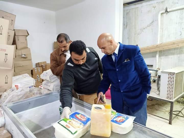  إعدام ٣٩٩ طن أغذية فاسدة وغلق ١٢٩ منشأة مخالفة خلال ٦ أشهر بالشرقية