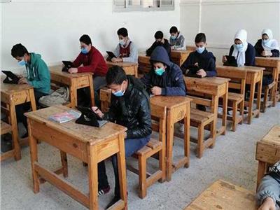 طلاب الثانوية العامة 