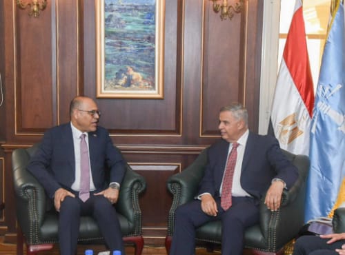 وزير العمل ومحافظ الإسكندرية يبحثان الملفات ذات الاهتمام المشترك 