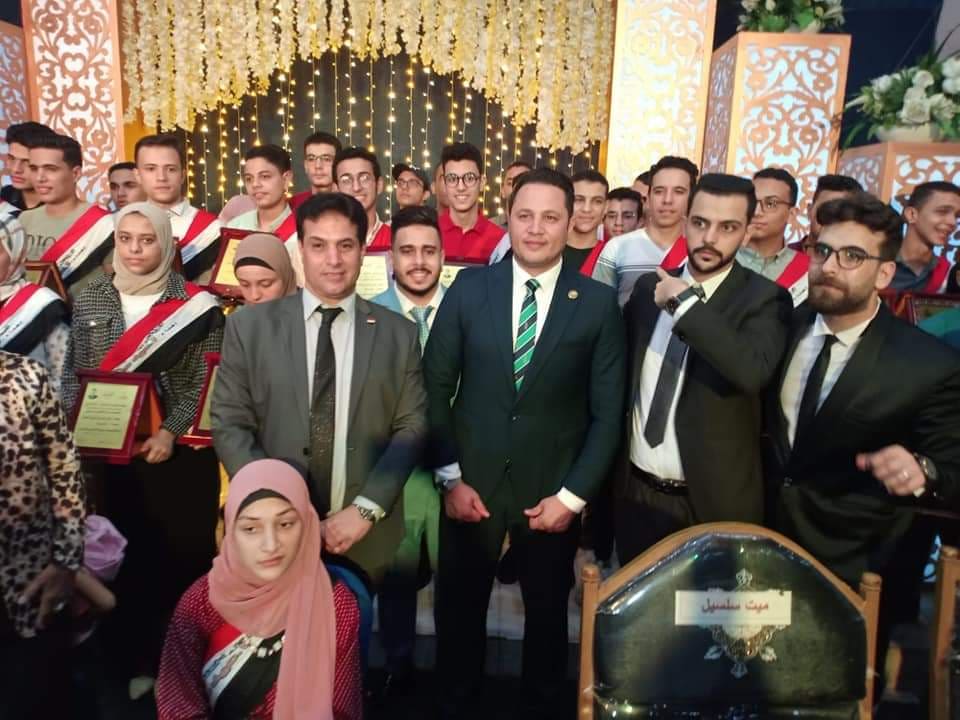 سيد سمير : ندعم التعليم ..  بكل قوة فى المحافظة 