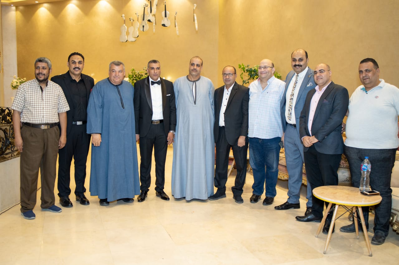 تهنئة زفاف عمر حسين 