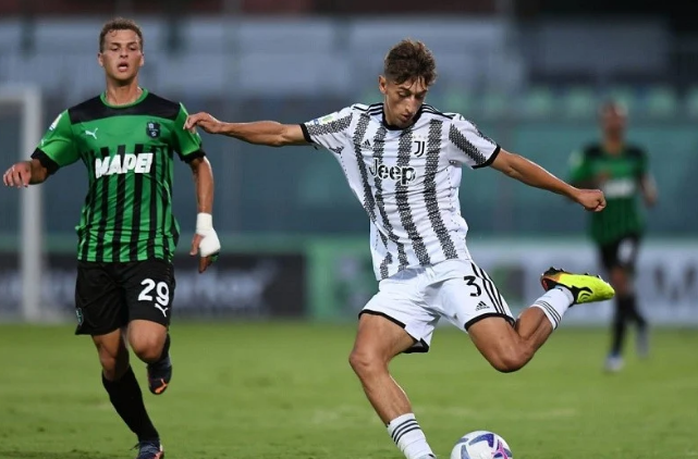 السويدي يونس الروحي 