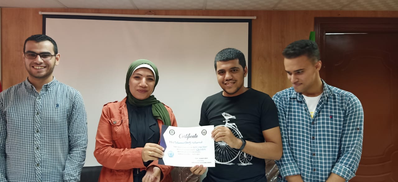  وكيل الشباب والرياضة بالقليوبية يُكرم متطوعى yly  الموسم الثانى 