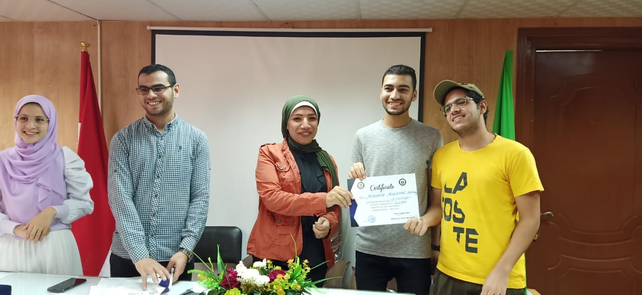  وكيل الشباب والرياضة بالقليوبية يُكرم متطوعى yly  الموسم الثانى 