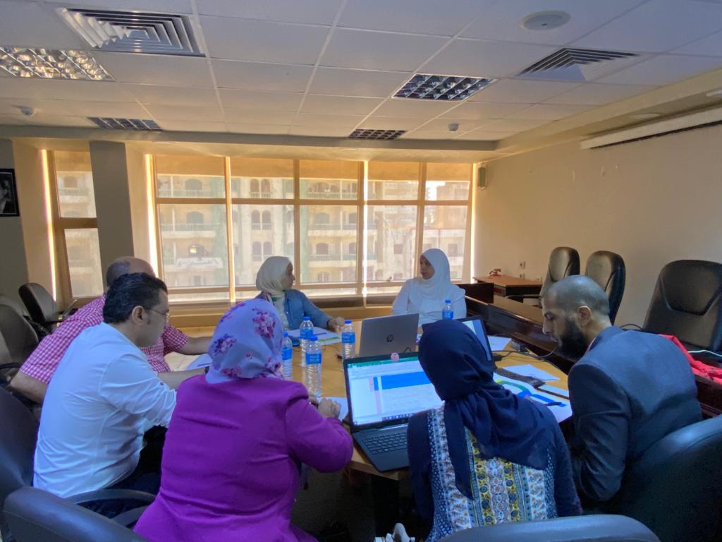 شعيب يتابع تقييم مشروعات المبادرة الوطنية للمشروعات الخضراء بمطروح