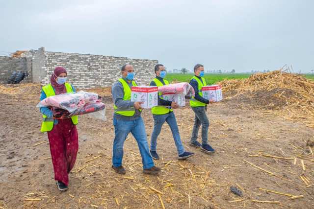 صندوق تحيا مصر ينظم قافلة حماية اجتماعية لرعاية 2000 أسرة في أسيوط