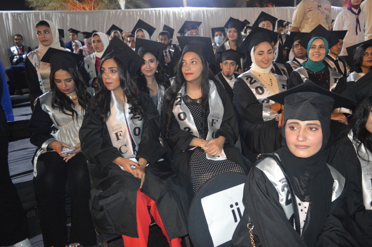 رئيس جامعة الاسكندرية يشهد حفل الدفعة الماسية لكلية التجارة  