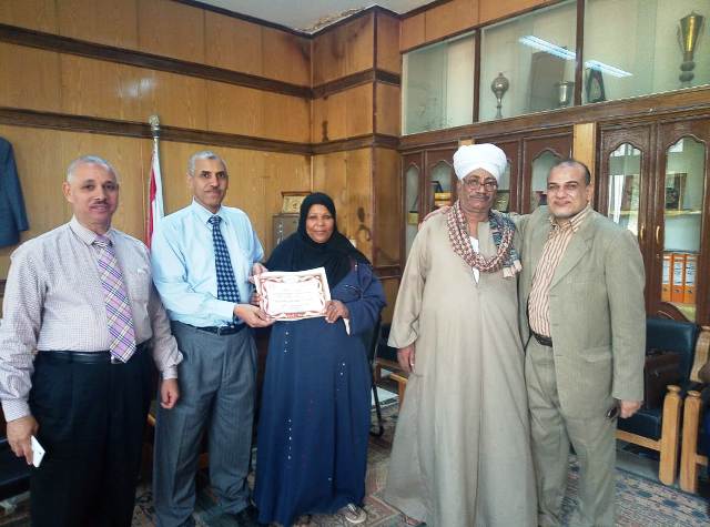 كلية البنات الإسلامية بأسيوط تنظم حفل تكريم العاملين الذين أنهوا خدمتهم بالكلية