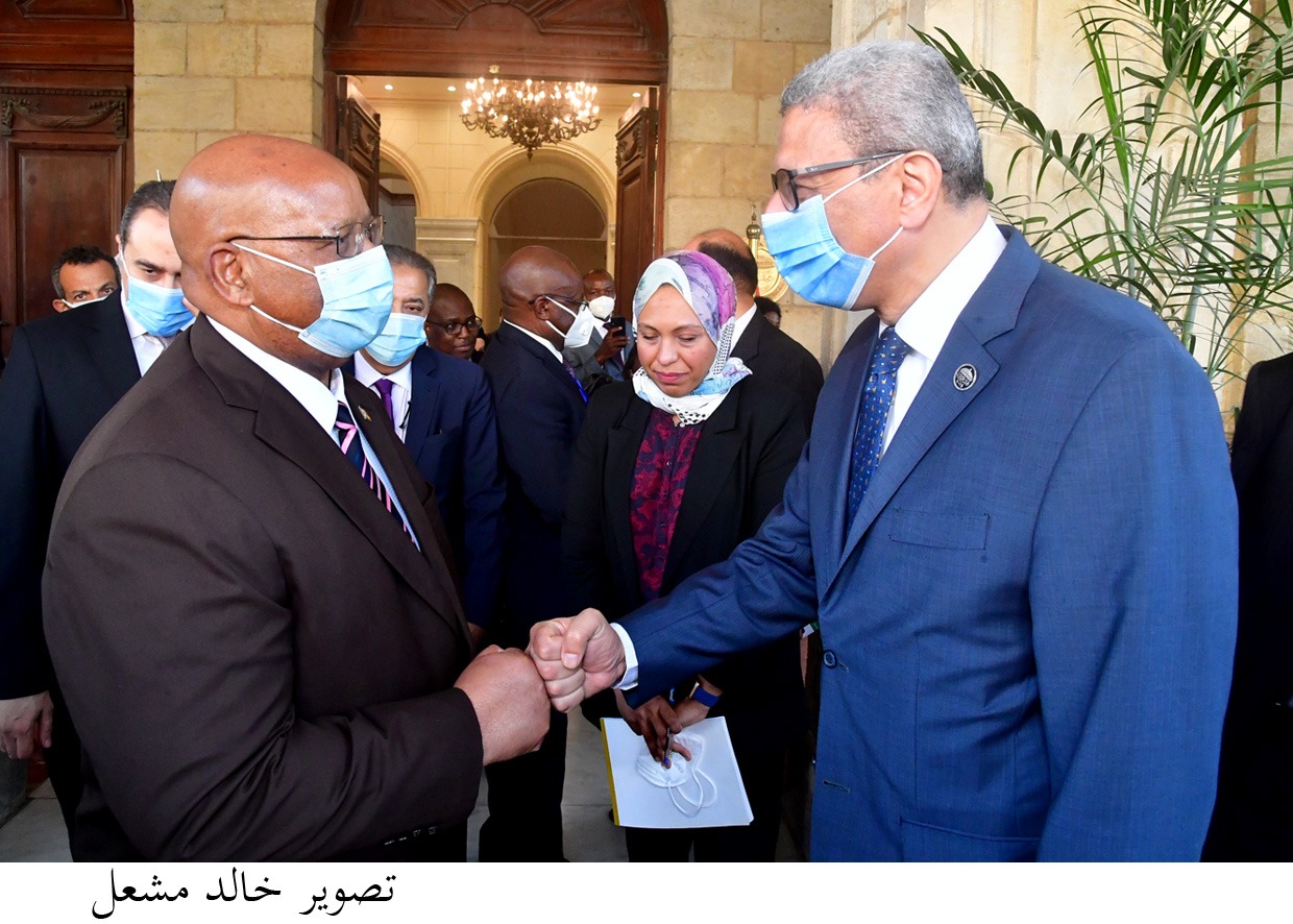 وكيل أول مجلس النواب يستقبل رئيس برلمان زيمبابوي 