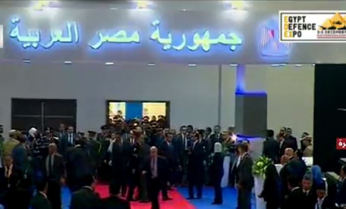 السيسي يتفقد المعرض الدولى الأول للصناعات الدفاعية والتسليح إيديكس 2018..صور