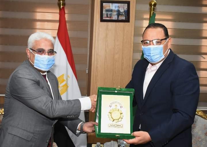 محافظ الشرقية يستقبل رئيس الهيئة القومية للتأمين الاجتماعي