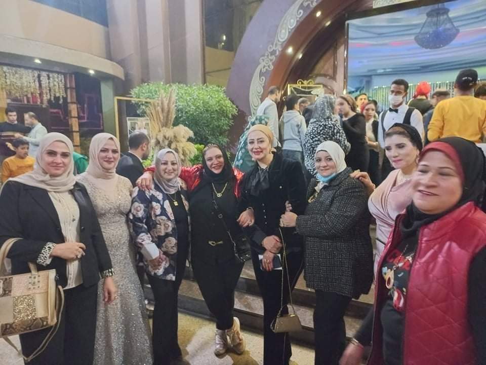 محافظ الشرقية السابق والفنان فاروق فلوكس والطاروطى يشهدون خطوبة نادر ودينا بالزقازيق         