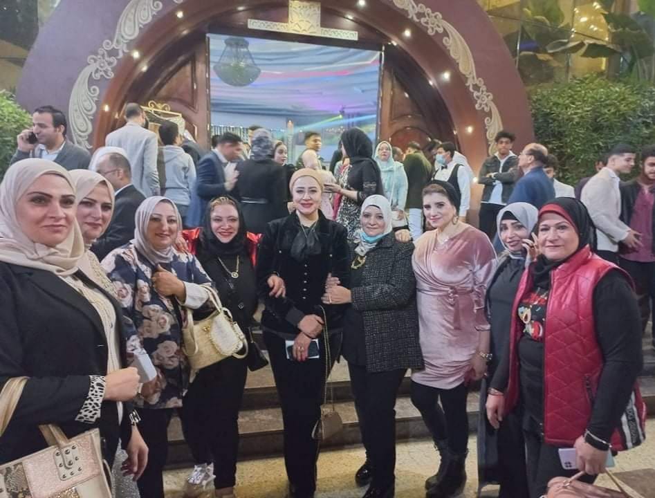محافظ الشرقية السابق والفنان فاروق فلوكس والطاروطى يشهدون خطوبة نادر ودينا بالزقازيق         