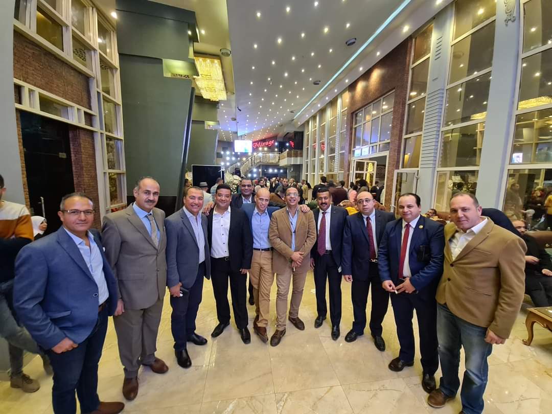 محافظ الشرقية السابق والفنان فاروق فلوكس والطاروطى يشهدون خطوبة نادر ودينا بالزقازيق         