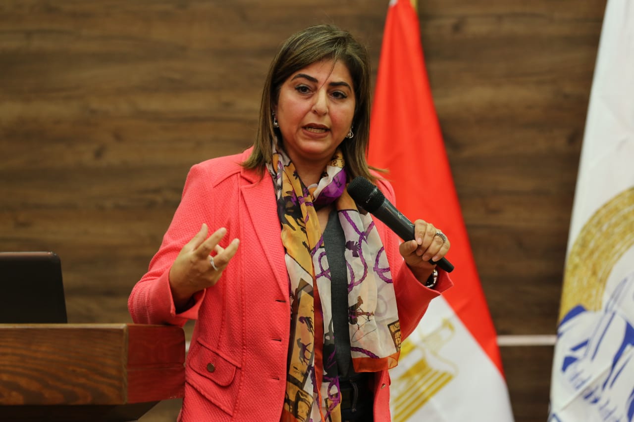 لجنة الصحة تناقش الحد من العنف ضد المرأة