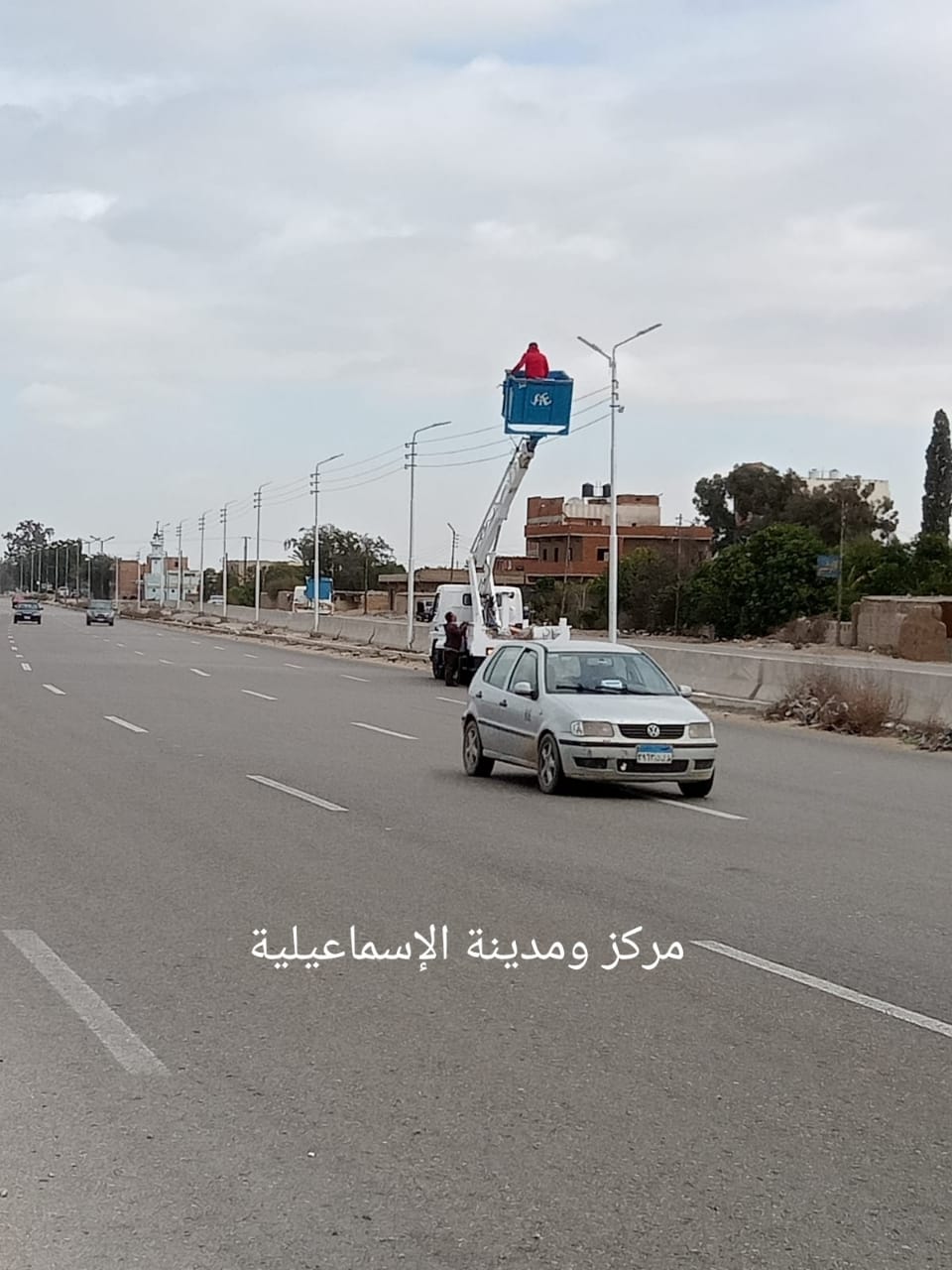 صيانة دورية وعوازل للكابلات الكهربائية في الإسماعيلية..صور