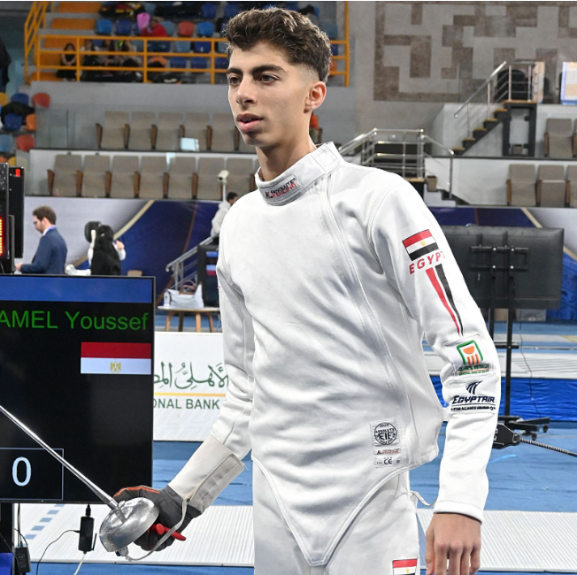 يوسف شامل لاعب منتخب مصر لسلاح سيف المبارزة