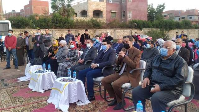 تكريم بعض أسر الشهداء ضمن فعاليات القوافل الثقافية